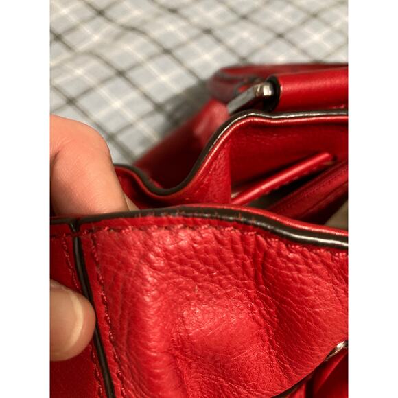 MICHAEL KORS, LARGE RED PEBBLED LEATHER CROSSBODY (ASIS) - Picture 14 of 15